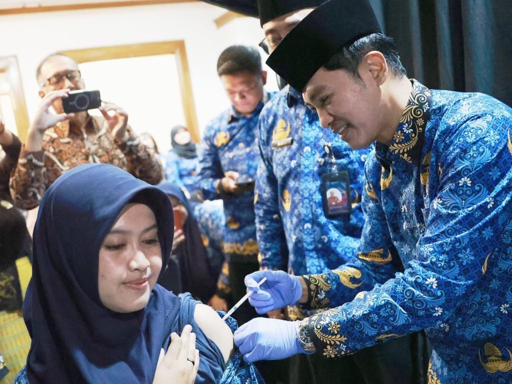 Program Satu Juta Vaksin HPV Diluncurkan untuk ASN Perempuan