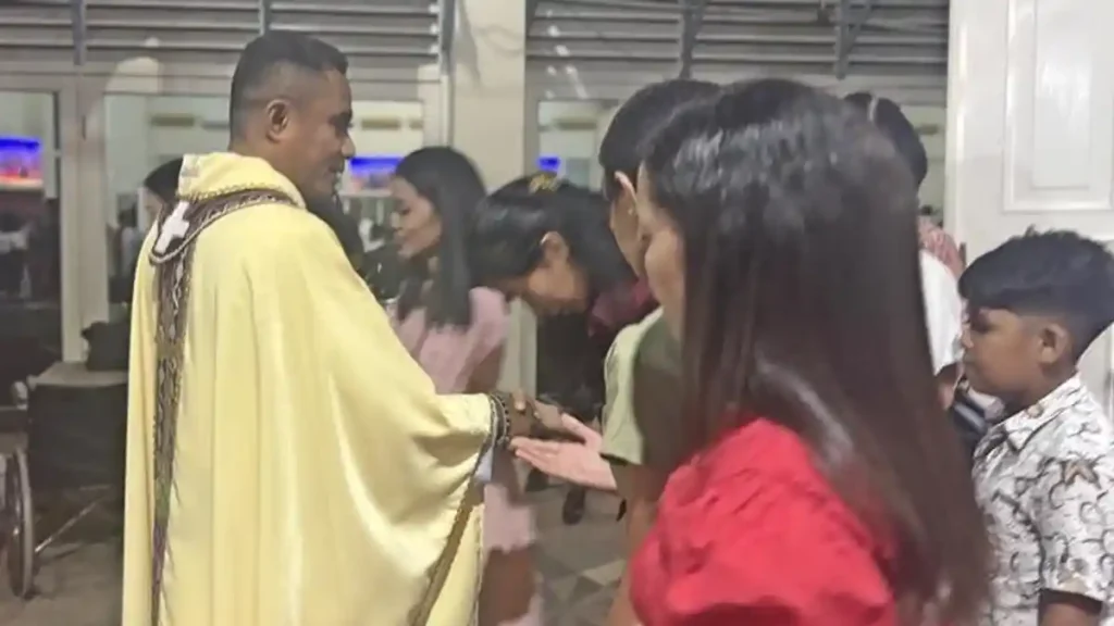 Ribuan Jemaat Padati Misa Natal di Gereja Santo Lukas Samarinda