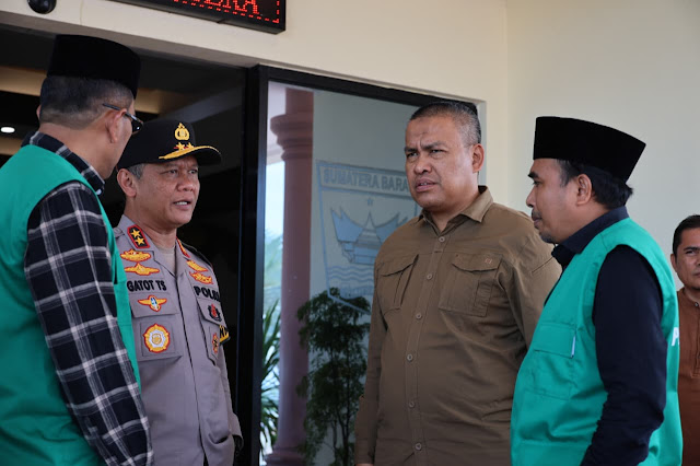 24 Jenazah Korban Banjir Sumbar Dimakamkan Massal Hari Ini