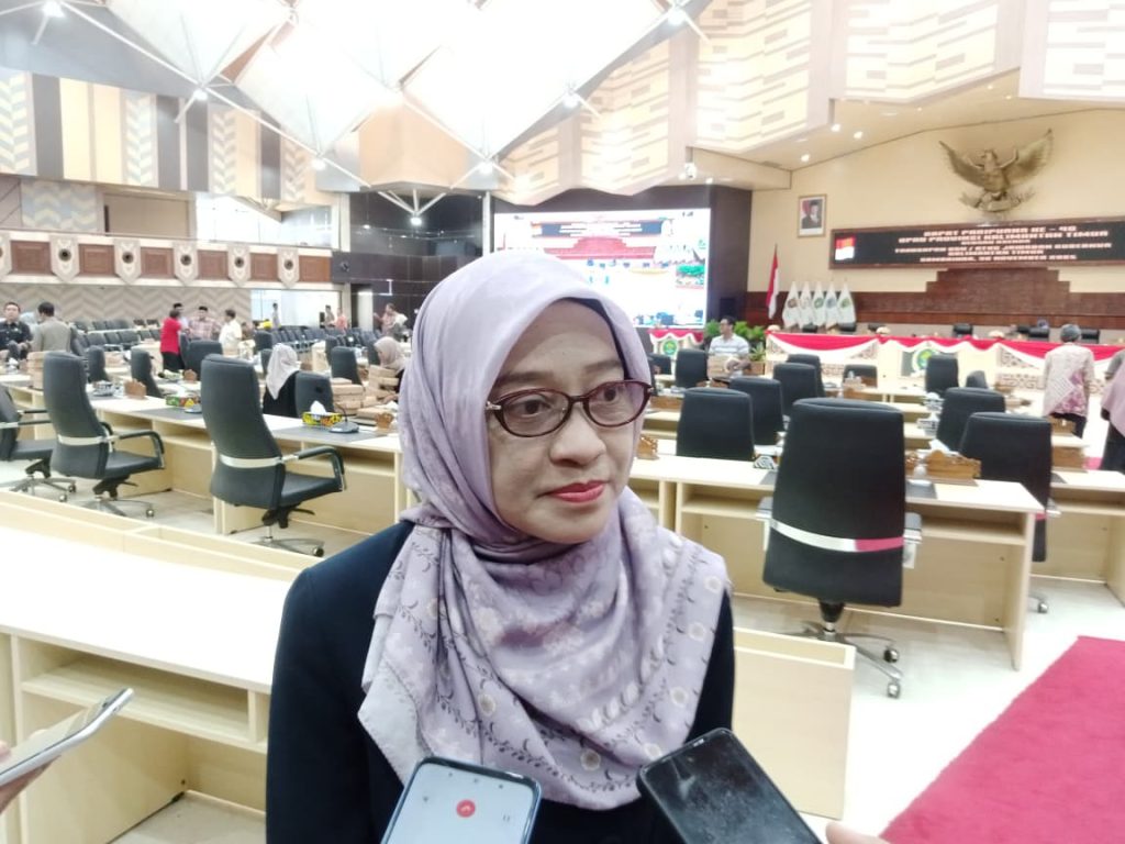 Pemprov Kaltim Jawab Pandangan Fraksi Soal Penurunan Pendapatan
