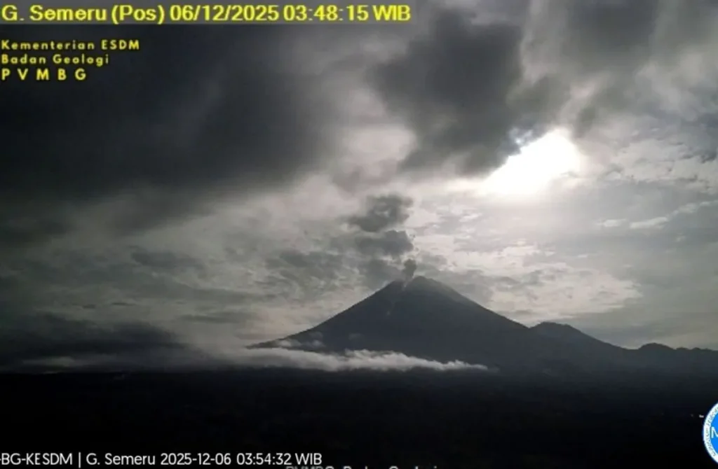 Aktivitas Gunung Semeru Meningkat, Warga Diminta Waspada