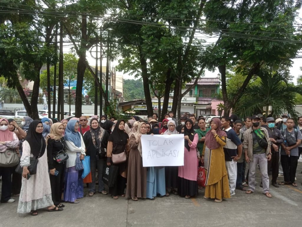 Forum Pedagang Desak Kejelasan Nasib SK TUK