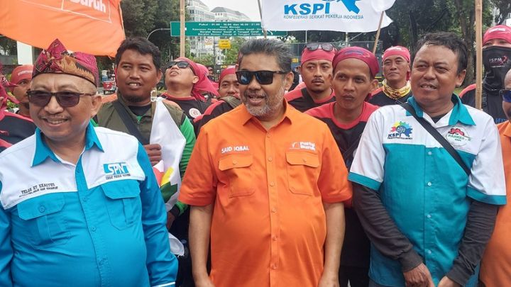 Buruh Kembali Demo di Istana, Tuntut Revisi UMSK Jabar