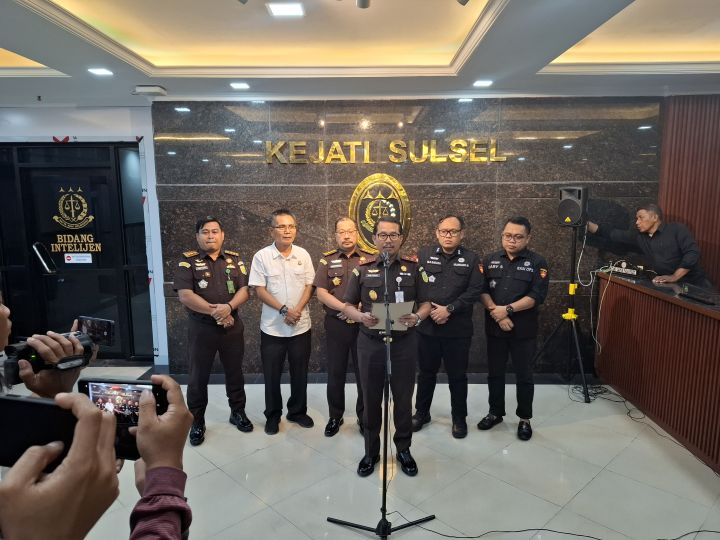 Kejati Sulsel Cegah Enam Saksi Kasus Bibit Nanas ke Luar Negeri