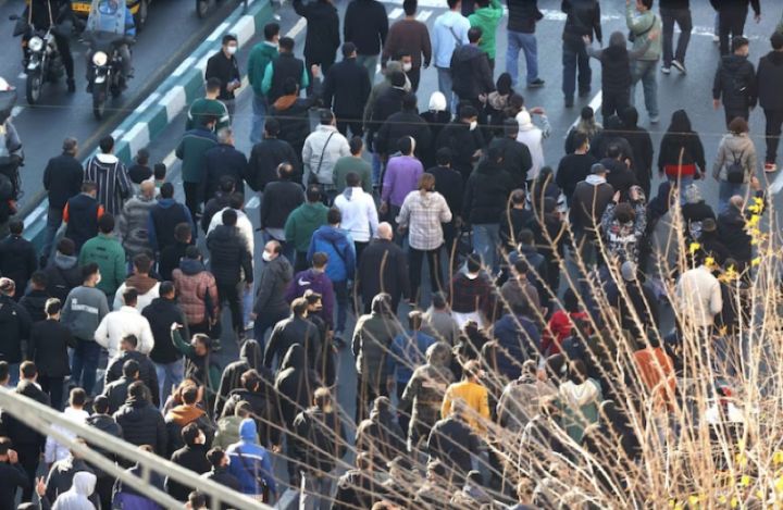 Krisis Ekonomi Picu Aksi Demonstrasi Meluas di Iran