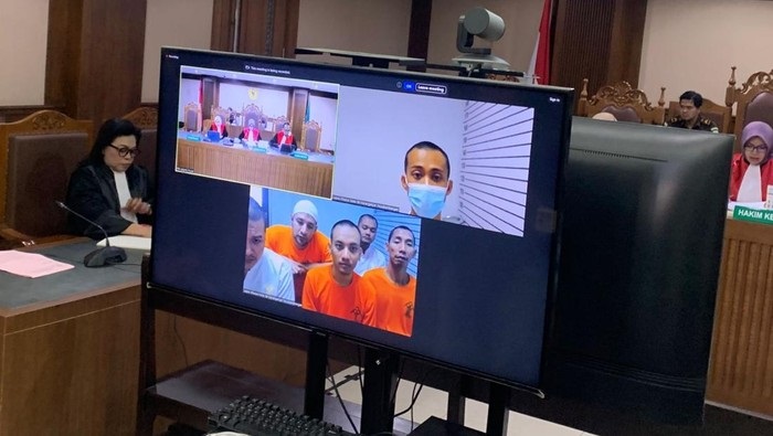 Ammar Zoni Cs Disidang Terpisah, Satu Terdakwa Idap TBC