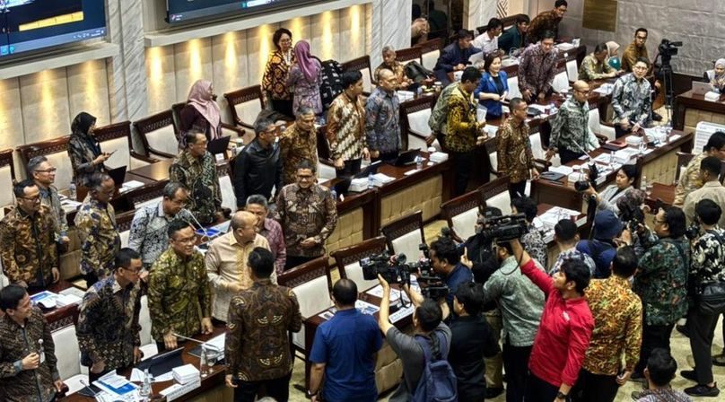 Rosan dan Purbaya Hadiri Rapat Komisi XI, Agenda Dirahasiakan
