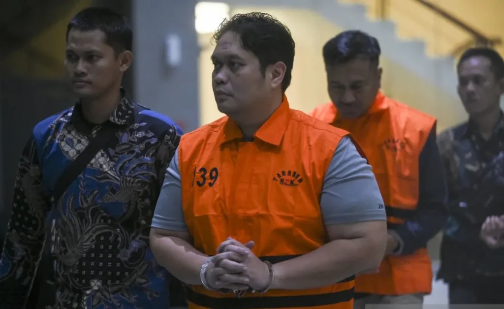 Geledah Rumah Dinas Kajari HSU, KPK Sita 1 Unit Toyota Hilux