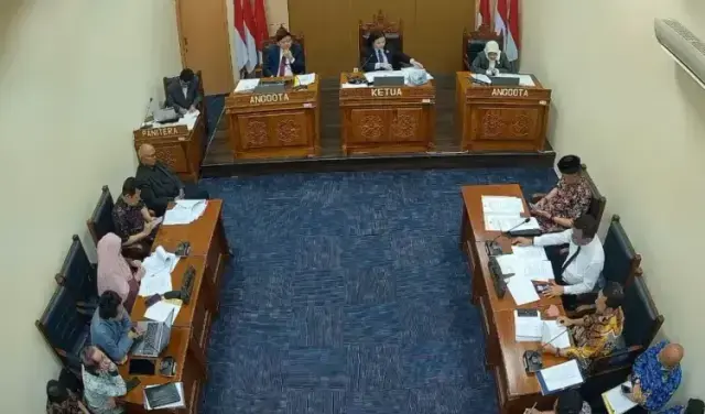 Sidang Ijazah Jokowi di KIP Kembali Memanas