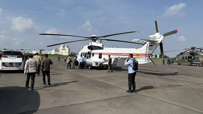 Prabowo Terbang ke Aceh Tamiang Naik Helikopter, Tinjau Posko Pengungsian