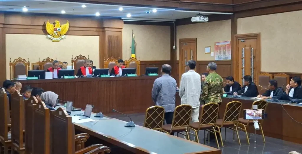 Tiga Hakim Penerima Suap Vonis Lepas Dijatuhi 11 Tahun Penjara