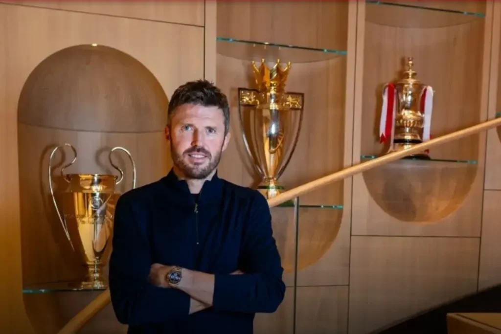 Michael Carrick Ambil Alih Manchester United hingga Akhir Musim
