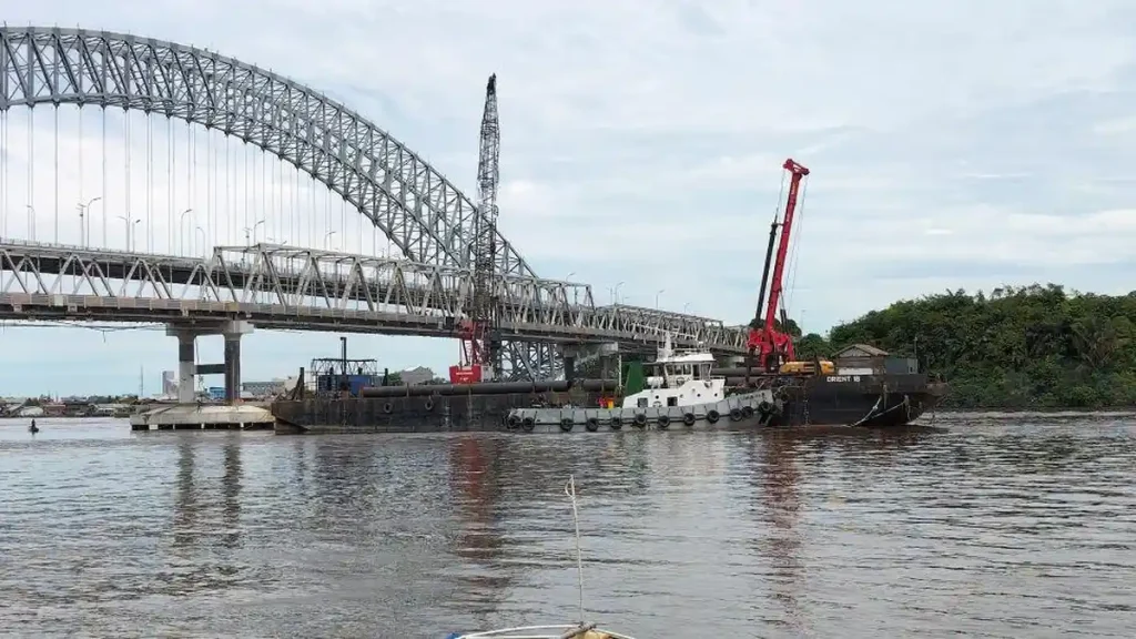 Pengaman Jembatan Mahakam Diperkuat, Proyek Fender Baru Resmi Dimulai