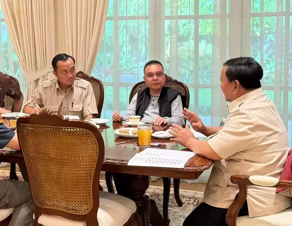 Prabowo Kumpulkan Pejabat di Widya Chandra, Fokus Pemulihan Bencana