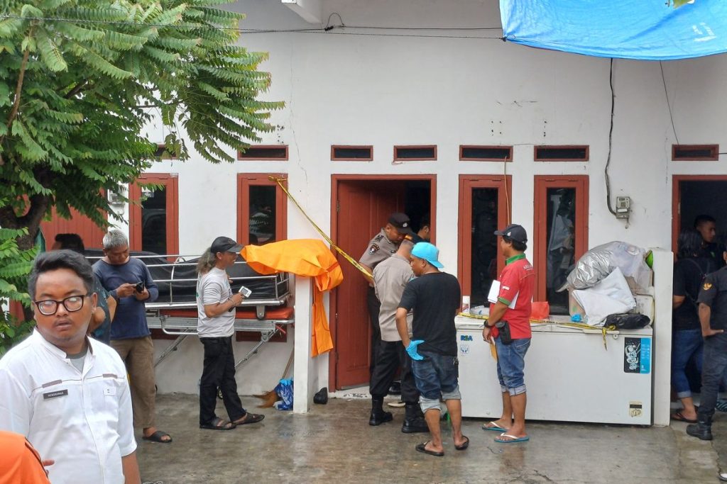 Empat Penghuni Kontrakan di Warakas Diduga Keracunan