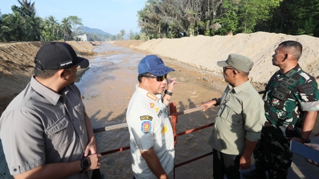 Tito Karnavian Tinjau Pemulihan Pascabencana di Tapanuli Tengah