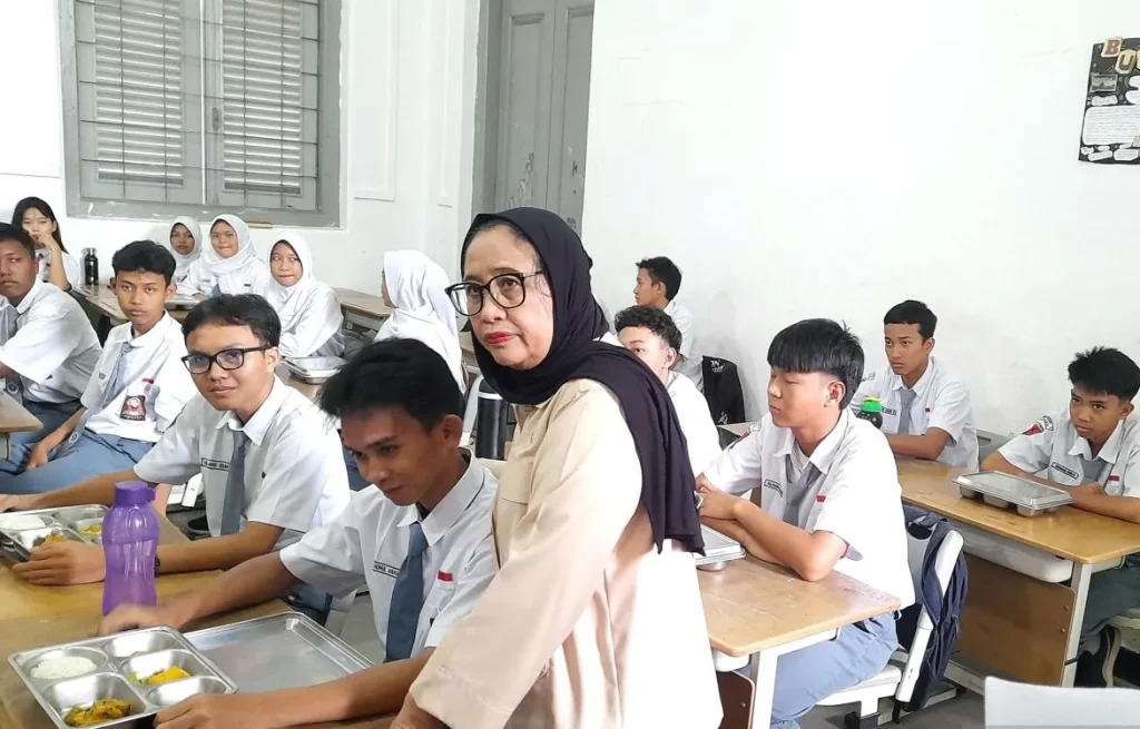Setahun Program MBG, Pemerintah Klaim Jangkau 55 Juta Penerima