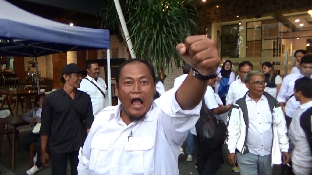 Sertijab PSI Semarang Ricuh, Mayoritas DPC Walk Out