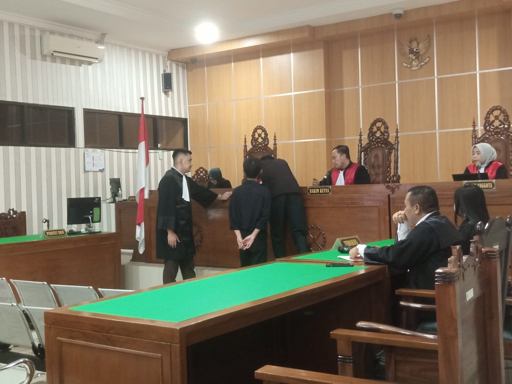 Sidang Perdana Dugaan Kasus Bom Molotov Samarinda Digelar