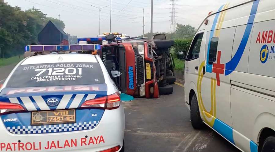 Kecelakaan Tunggal di Tol Padaleunyi, Pengemudi Tewas