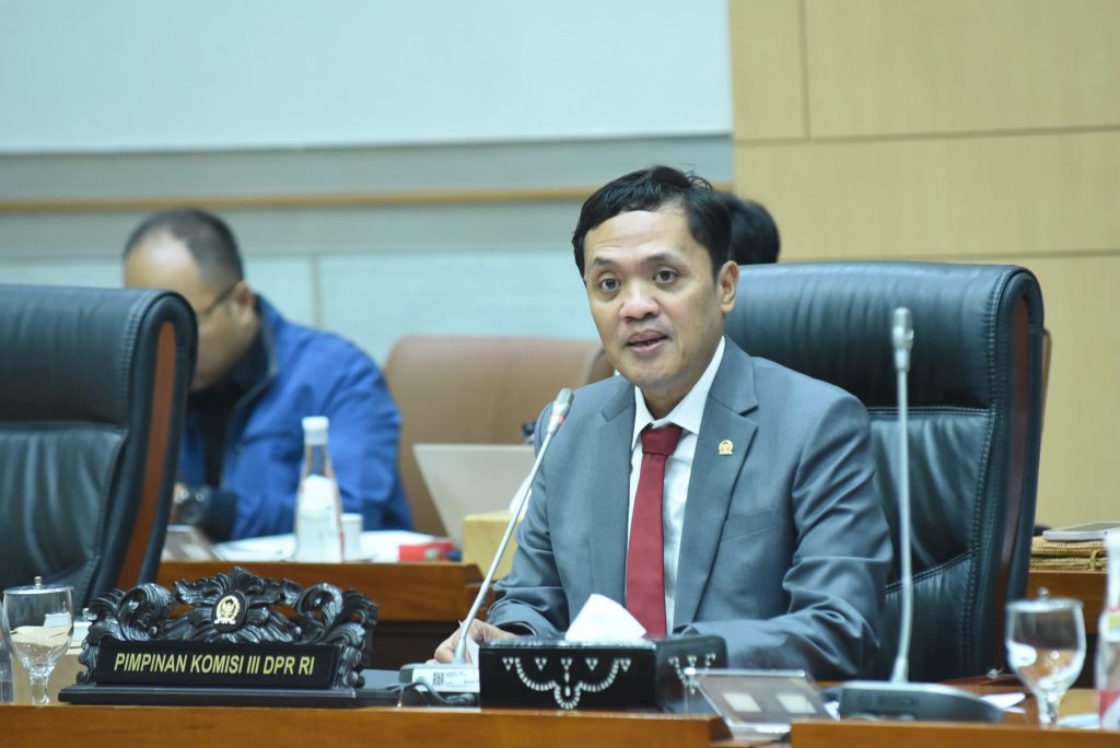 DPR Pastikan Kenaikan Gaji Hakim Ad Hoc Segera Direalisasikan