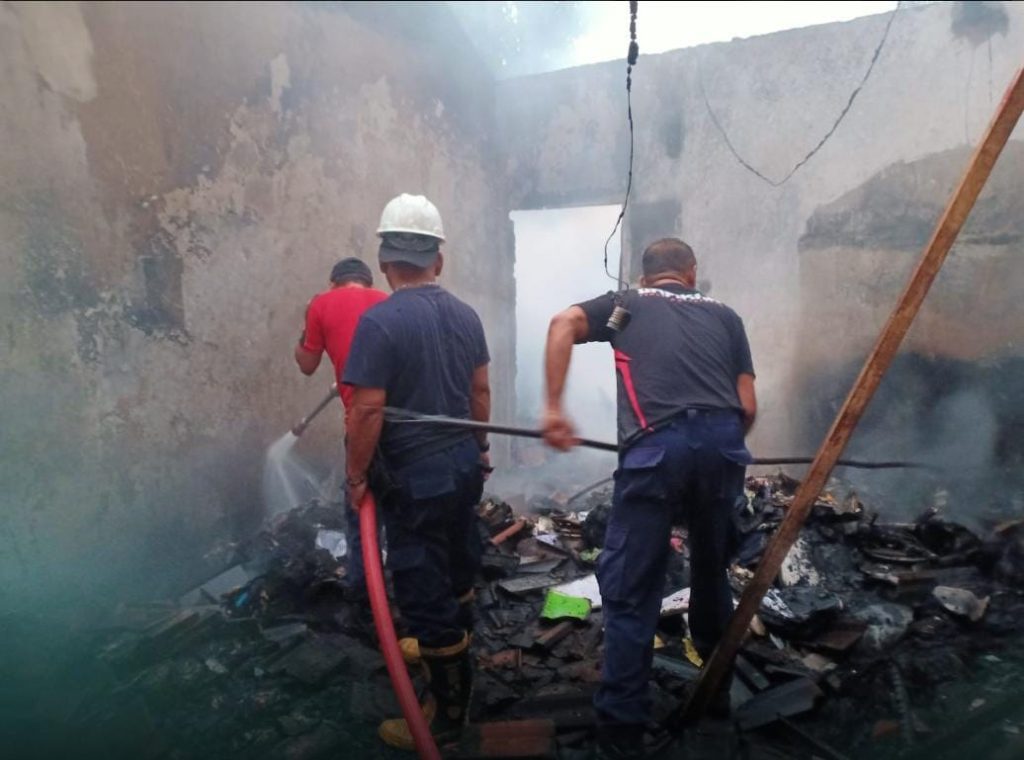 Kebakaran Dini Hari Hanguskan Rumah di Ponorogo