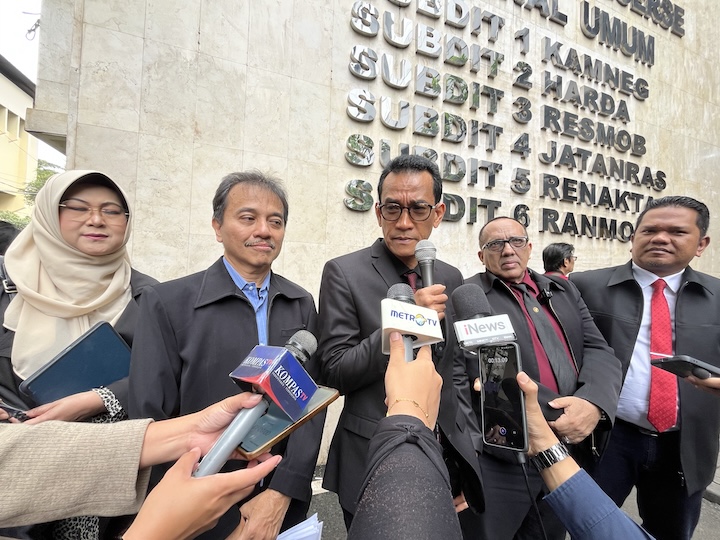 Tiga Ahli Meringankan Roy Suryo Cs Jalani Pemeriksaan Hari Ini