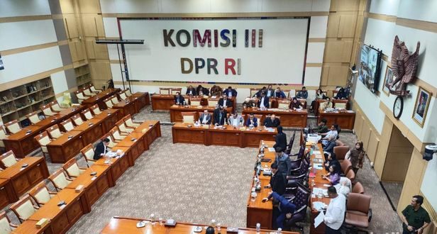 Komisi III DPR Setujui Adies Kadir Jadi Calon Hakim MK