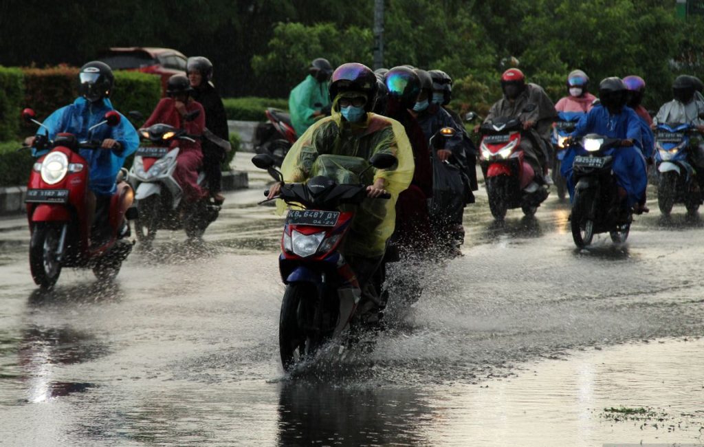 BMKG Keluarkan Peringatan Siaga Hujan Lebat Sepekan ke Depan di Sejumlah Wilayah