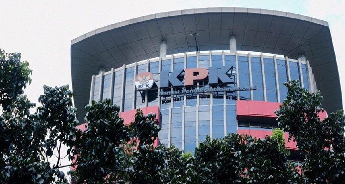 KPK Geledah Kantor PT Wanatiara Persada Terkait Suap Pajak