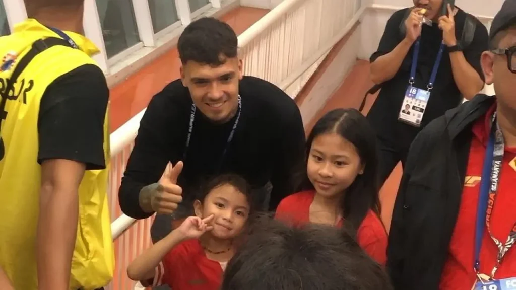 Jordi Amat Sambut Kehadiran Shayne Pattynama di Persija