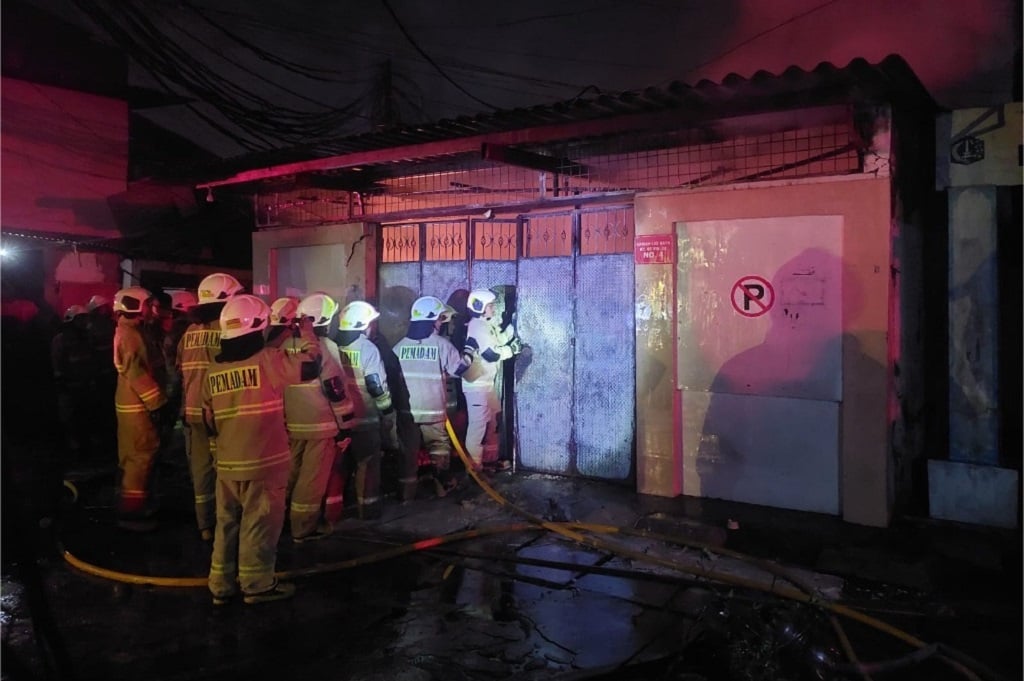 Bangunan Konveksi di Tambora Terbakar Dini Hari