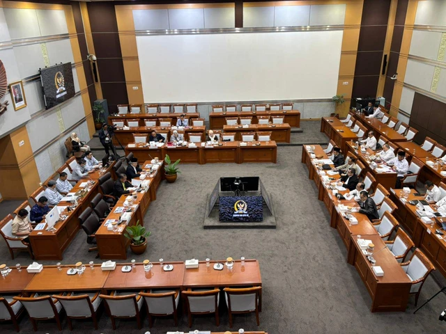 Kepala BPJPH: Babi dan Alkohol Boleh Dijual, Asal Berlabel Non-Halal