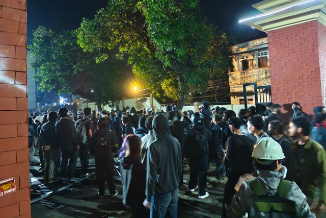 Demo Mahasiswa di Mapolda DIY Berakhir Ricuh