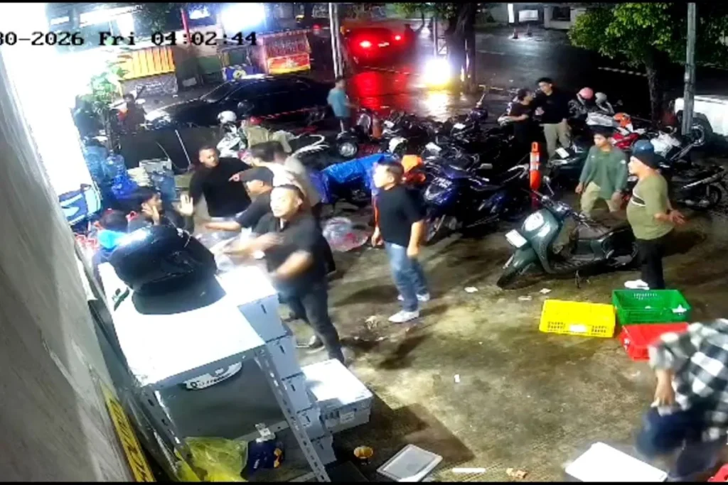 Pegawai Ritel Diserang di Pasar Minggu, Polisi Lakukan Penyelidikan