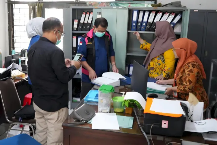 Kejati Jatim Geledah Kantor KBS, Dugaan Korupsi Keuangan Diselidiki
