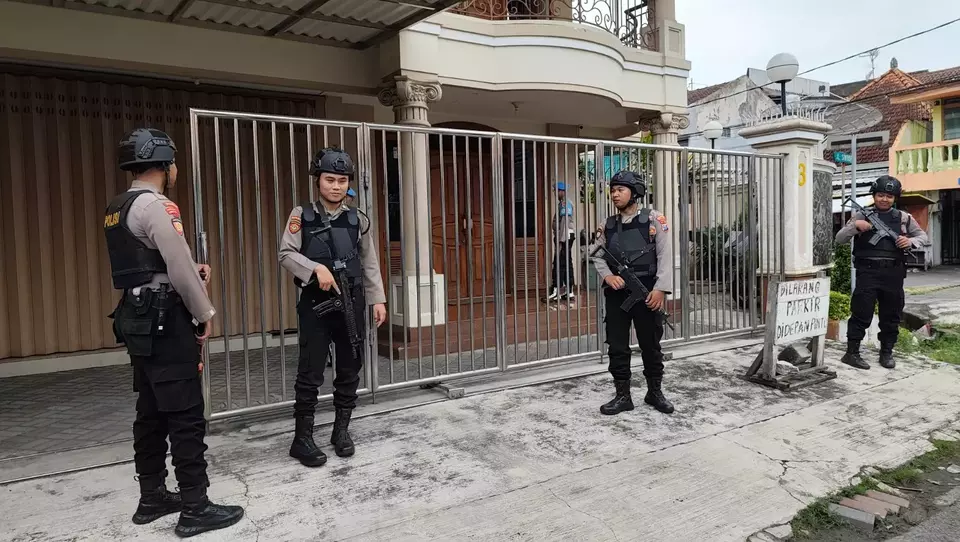 Bareskrim Geledah Rumah di Surabaya Terkait TPPU Emas Ilegal