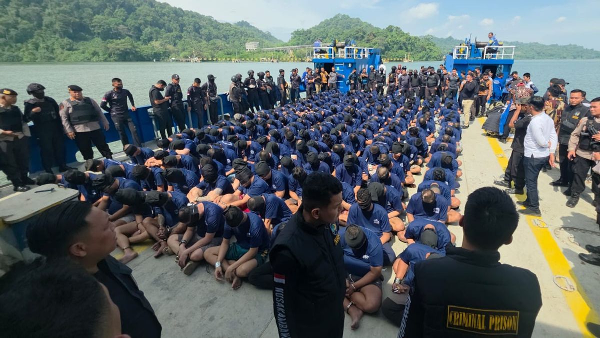 241 Napi High Risk Dipindahkan ke Lapas Nusakambangan