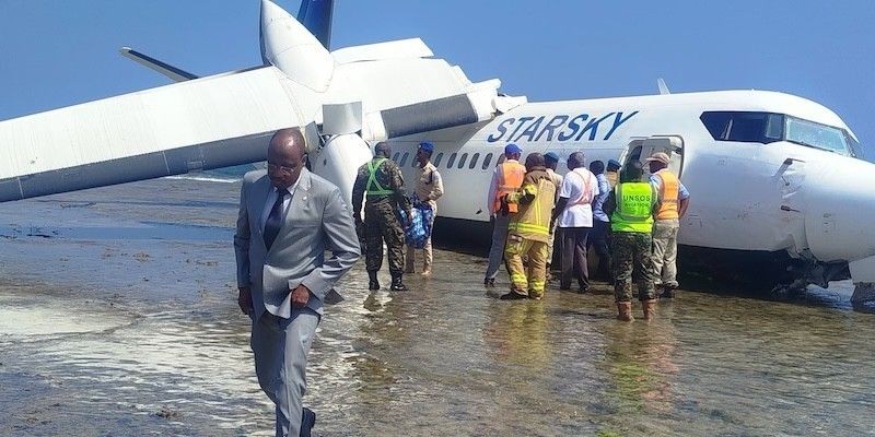 Pesawat Starsky Aviation Tergelincir ke Laut, 55 Penumpang Selamat