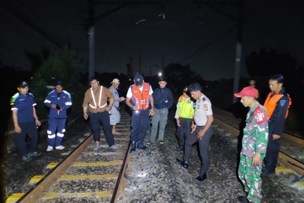Dua Pelaku Pencurian Kabel Listrik KRL Ditangkap di Bogor
