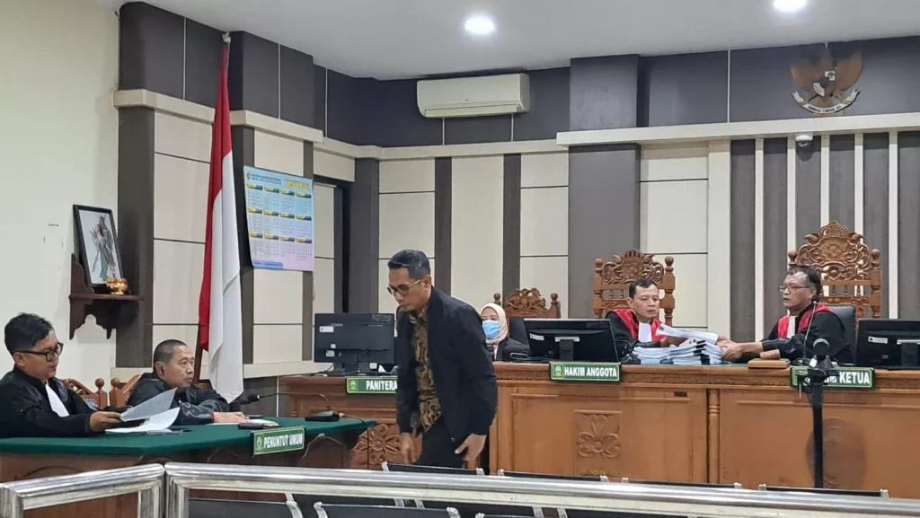 Terdakwa Korupsi BUMD Cilacap Dihukum Lebih Ringan dari Tuntutan Jaksa