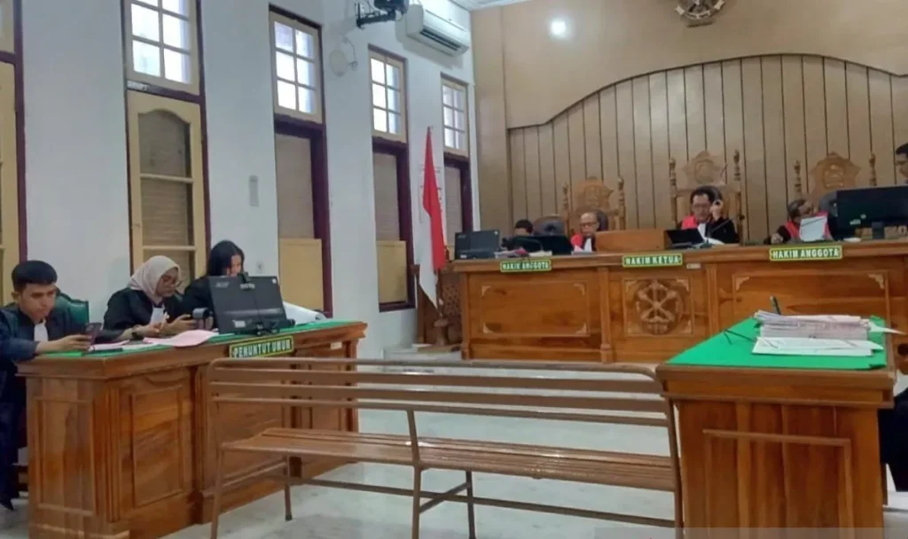 PN Medan Vonis Penjara Seumur Hidup Kurir 40 Kg Sabu