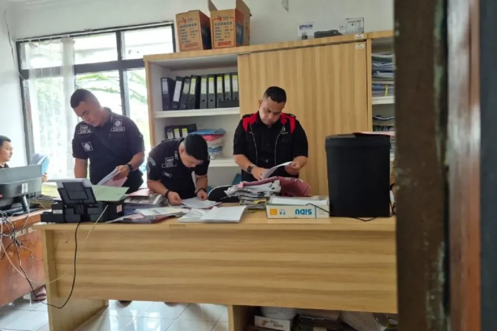 Dugaan Korupsi, Kantor Kesbangpol Sumedang Digeledah