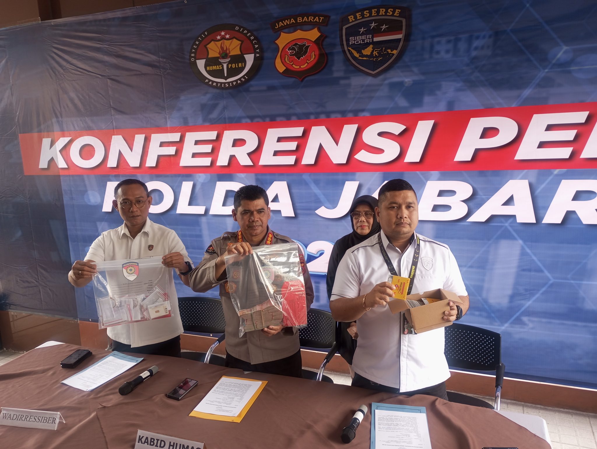 Polda Jabar Bongkar Jaringan Promosi Judi Online via WhatsApp