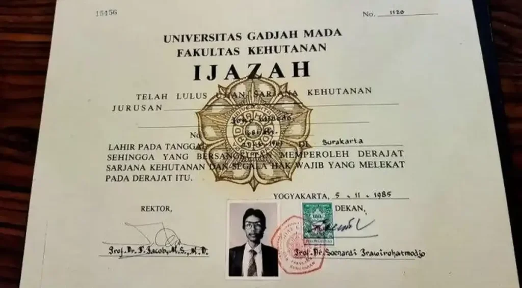 KPU Buka Akses Publik Salinan Ijazah Jokowi
