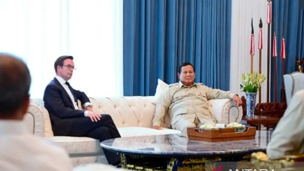Prabowo dan Petinggi Embraer Diskusikan Teknologi Penerbangan Global