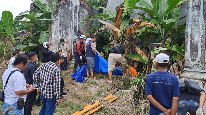 Dua Mayat Perempuan Ditemukan di Area Bekas Asrama Polisi Jombang