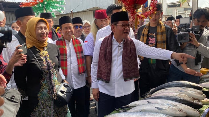 Hadiri Festival Bandeng, Pramono Minta Bandeng Raksasa