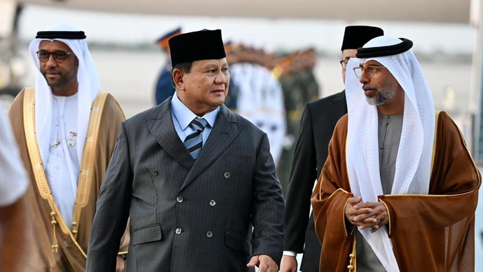 Presiden Prabowo Tiba di Abu Dhabi untuk Perkuat Kerja Sama RI–UEA