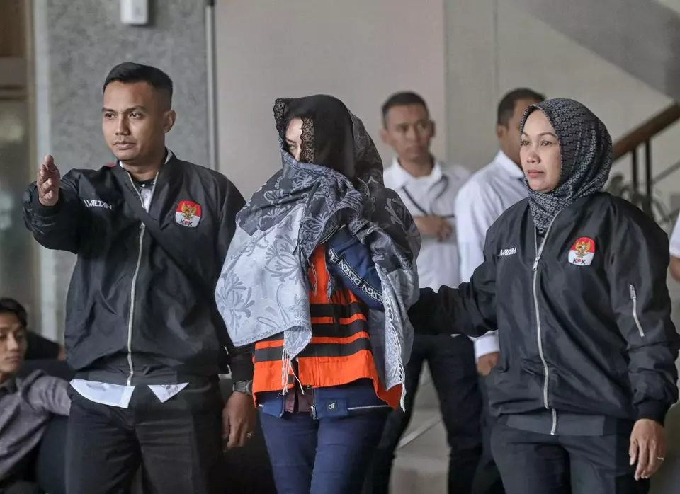 KPK Bakal Periksa Suami dan Anak Bupati Fadia